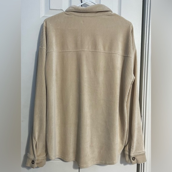 No Boundaries NOBO Women’s Tan Beige Button Front Corduroy Shirt Size XXL (19) - Picture 4 of 8